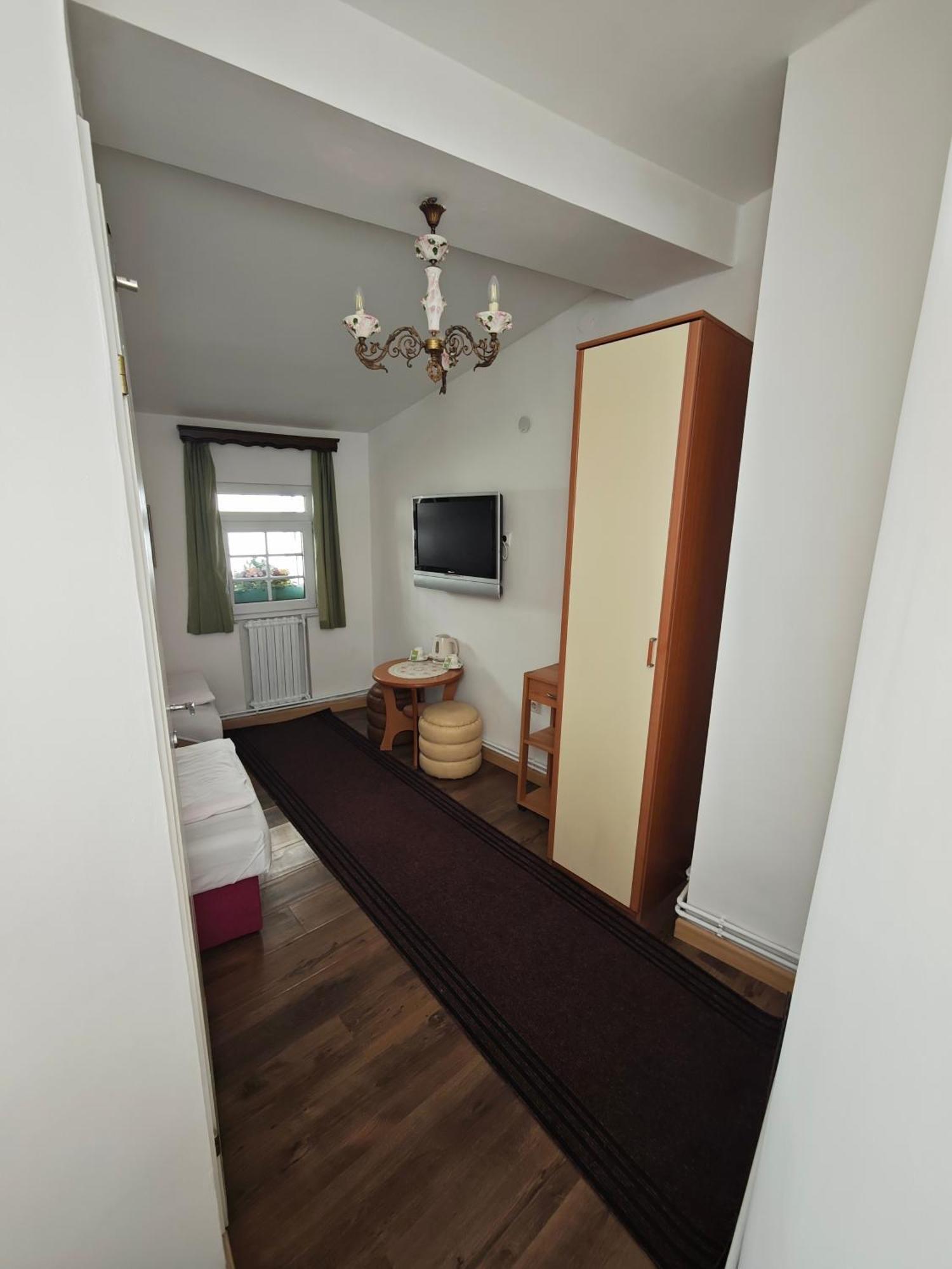 Guesthouse Yildiz Сараево Екстериор снимка